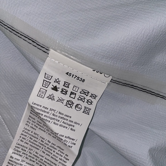 NWOT Authentic Castelli Emergency Rain Jacket Women’s Size MEDIUM - Picture 8 of 13